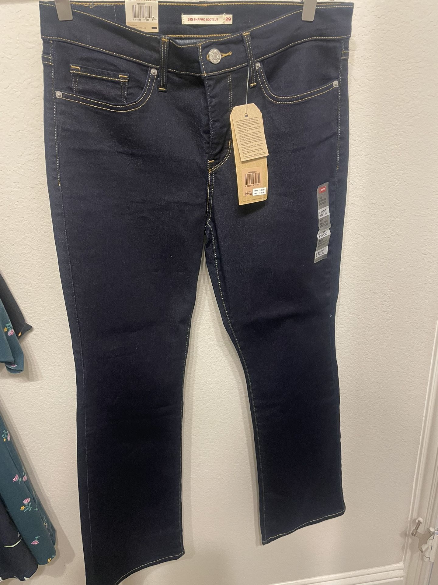Levi’s Womens Shaping Boot Cut Dark Wash Size 8 Short 29x30 New $60