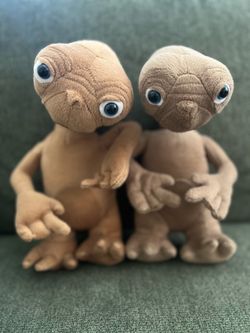 2017 ET plushies $20