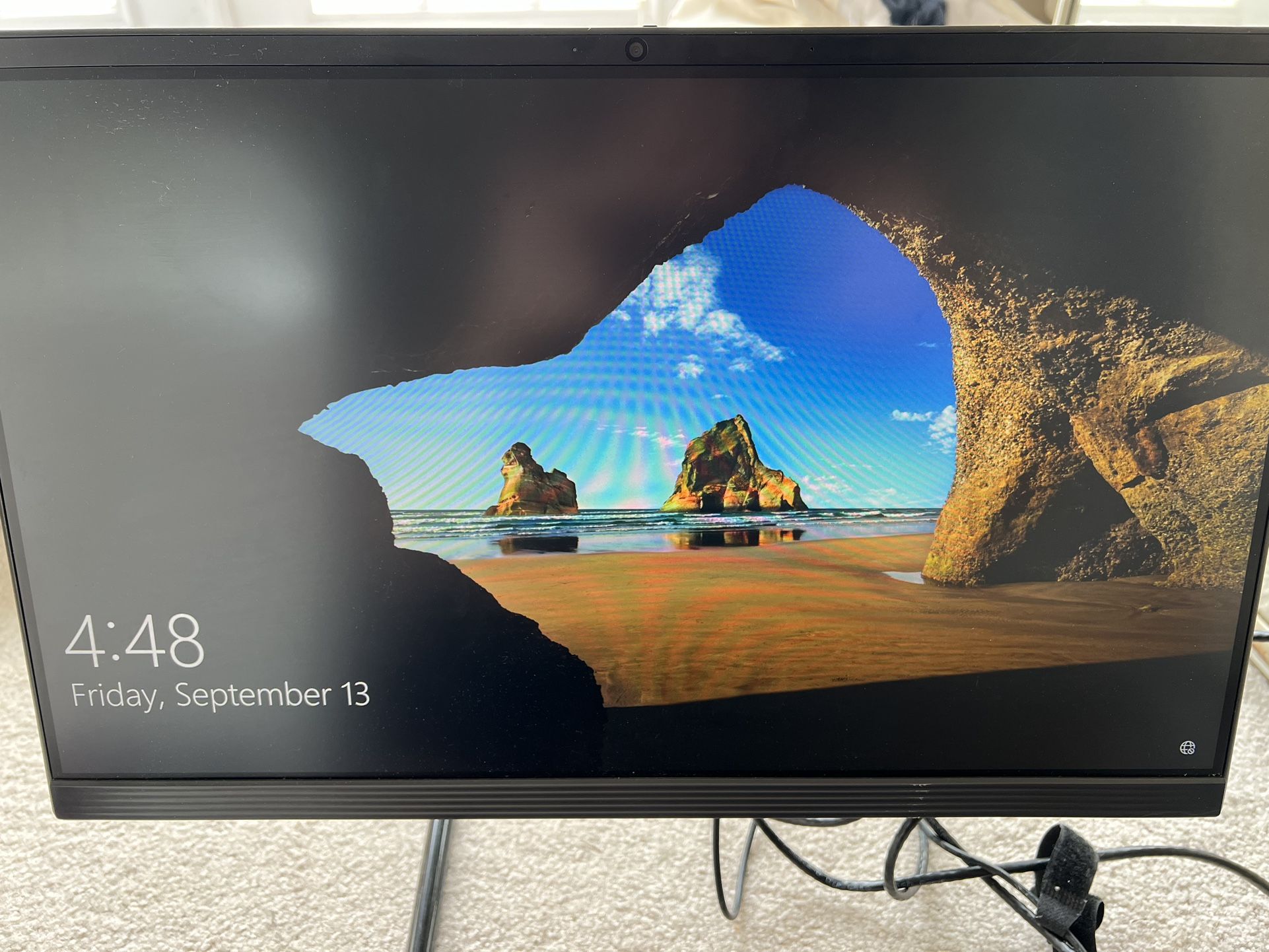 Lenovo Touchscreen Monitor/PC with DVD player, HDMI, Wireless Keyboard And Mouse