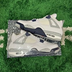 Jordan 4 Midnight Navy 