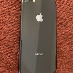 iPhone 8 