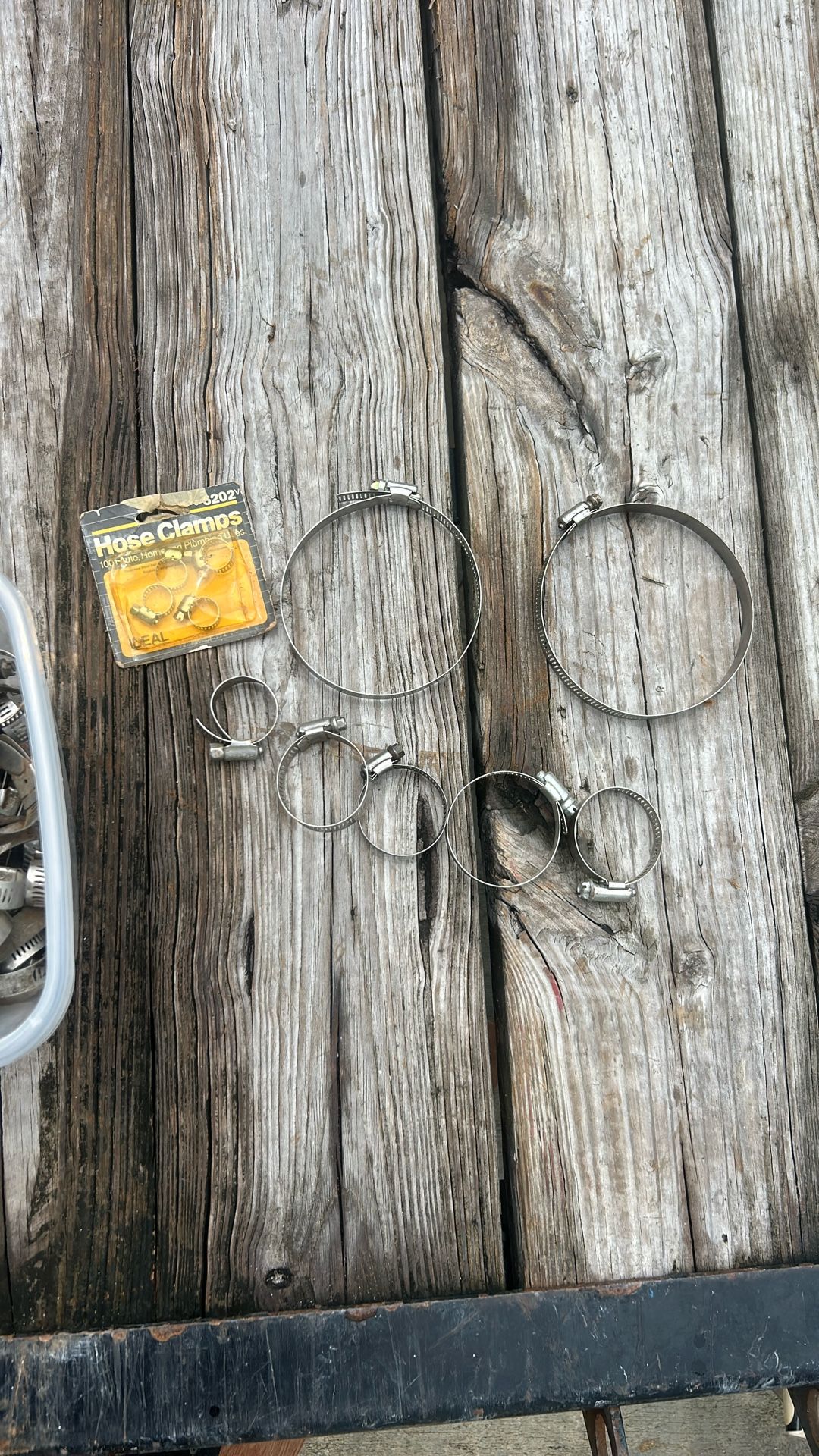 Hose Clamps / Sm - Med - Large