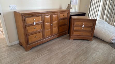 Thomasville Bedroom suite