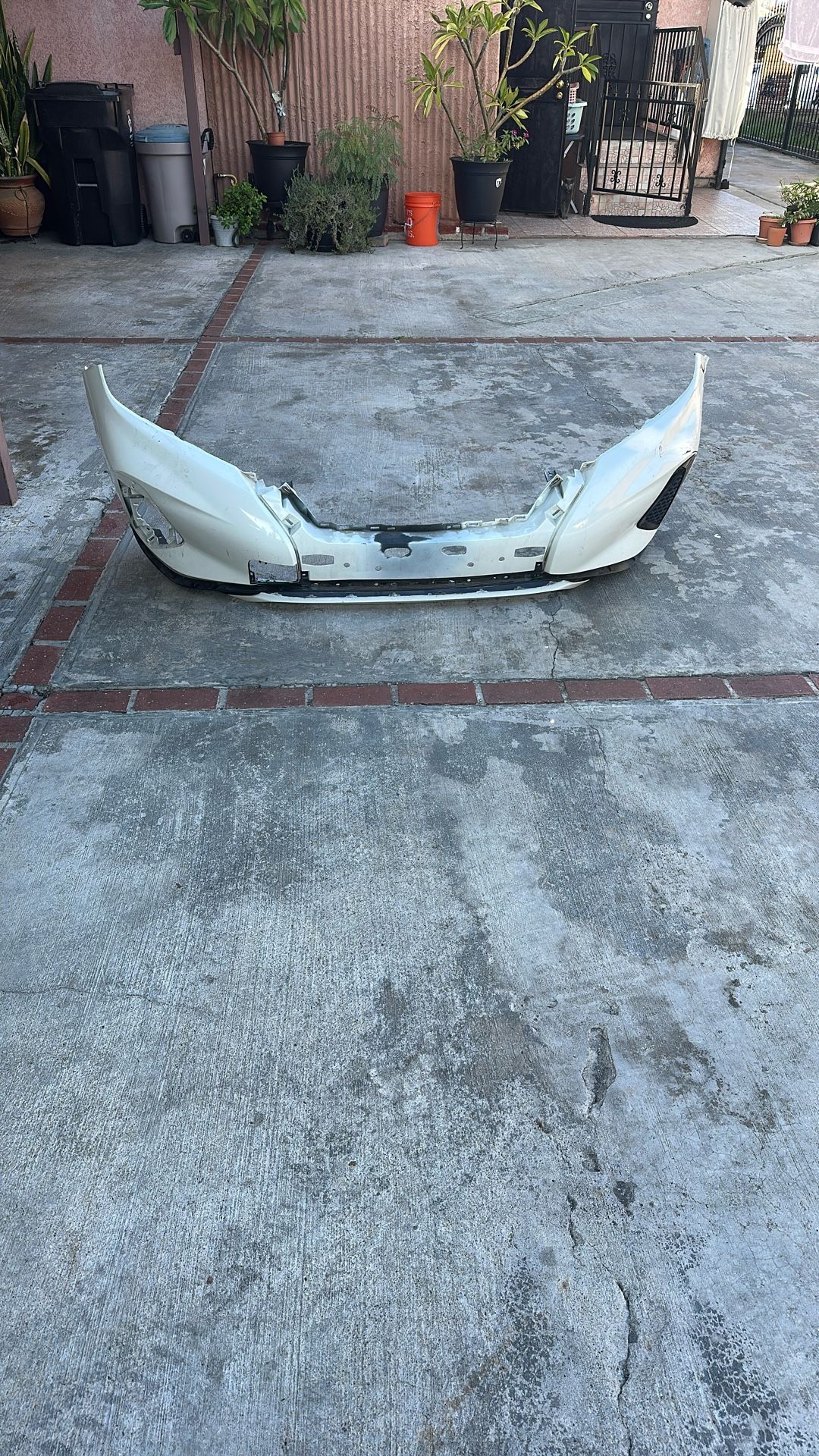 19 To 20 Nissan Murano Front Bumper