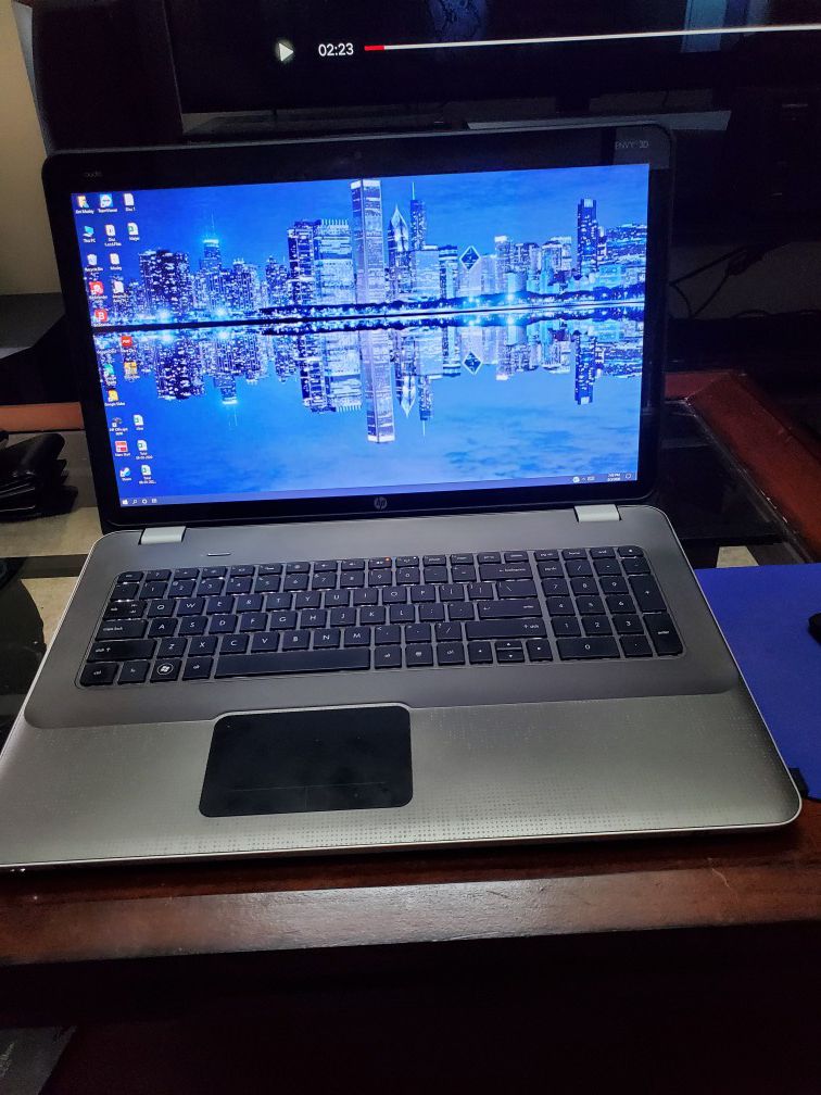HP 17 Inch I7 Intel 3D Beats Audio Laptop