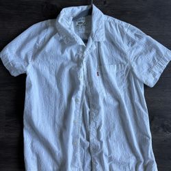 Levis Shirt