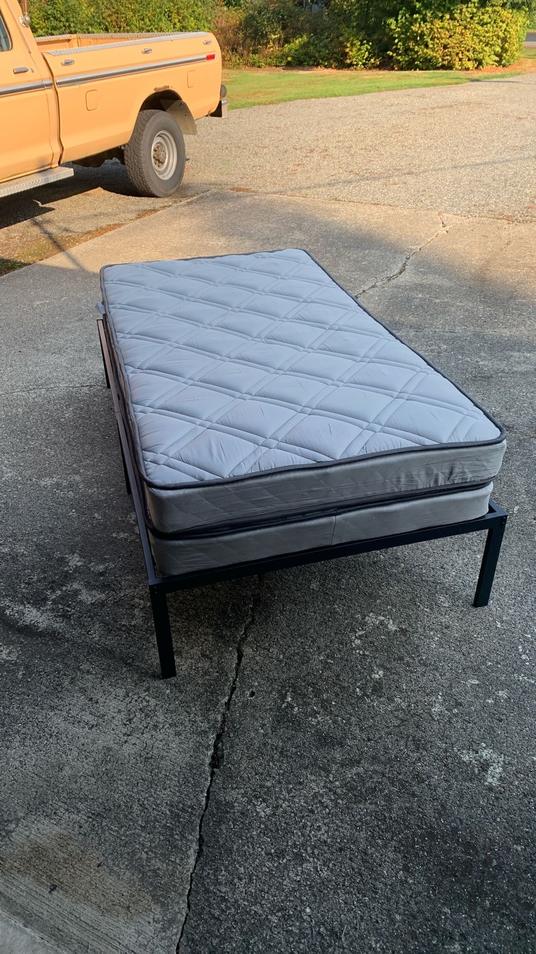 Twin Bed