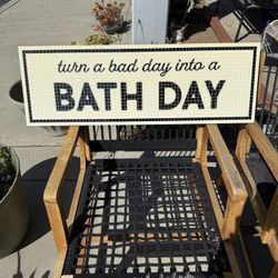 wall decor for bathroom 