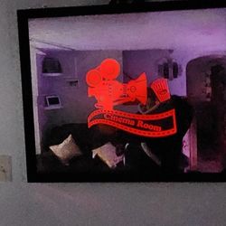 Engraved Mirror For Entertainment Room 
