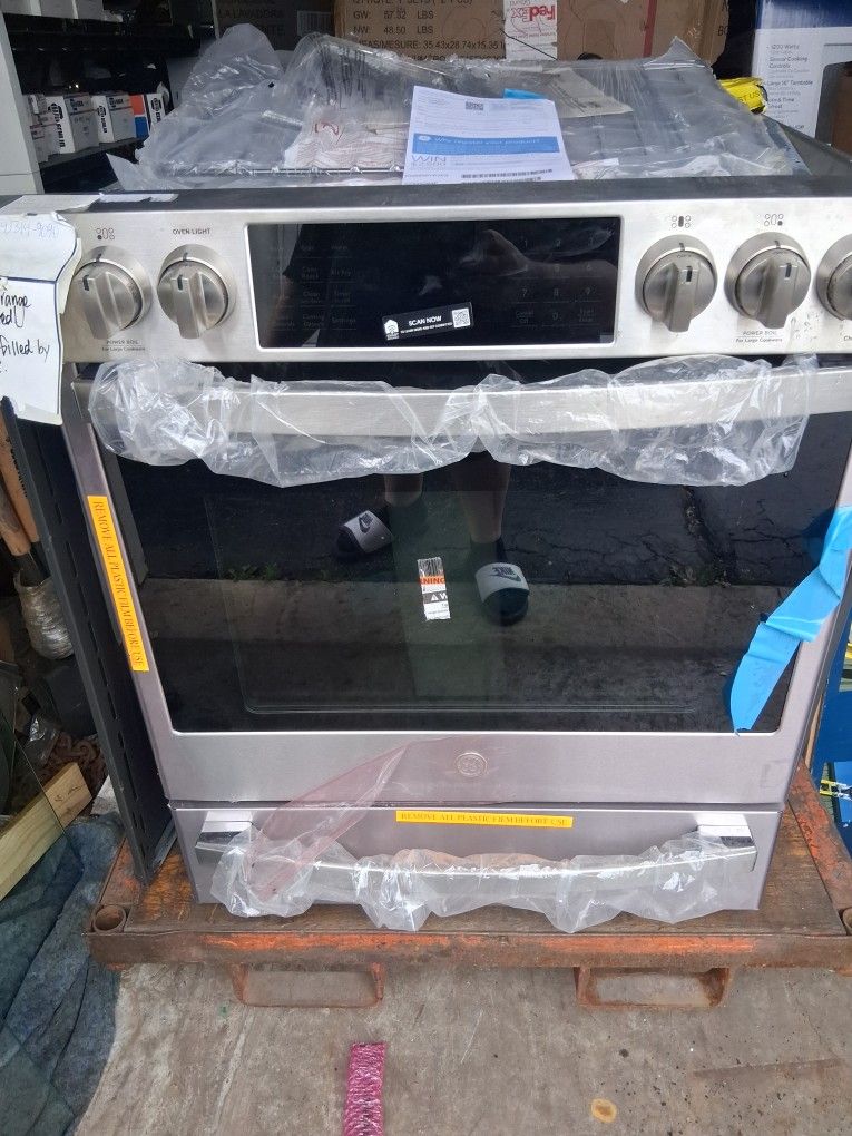 GE Gas Stove