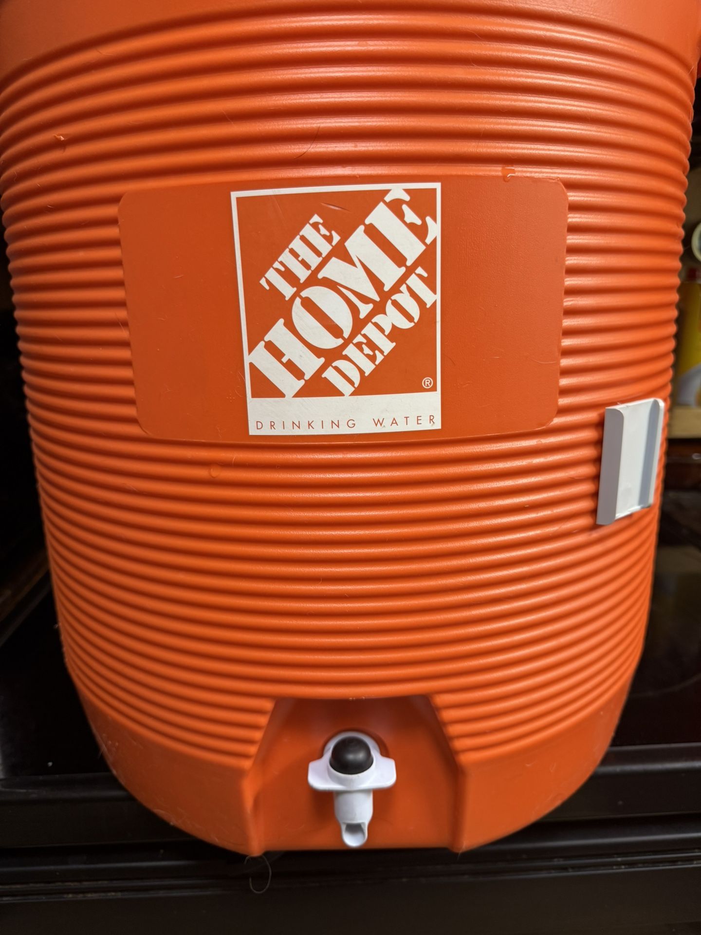 Rubbermaid 10 Gallon Water Cooler #1610