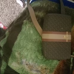 Michael Kors Belt Bag Size Small