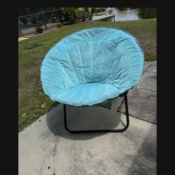Mainstays Velvet Seashell Saucer Chair, Teal nearly new condition