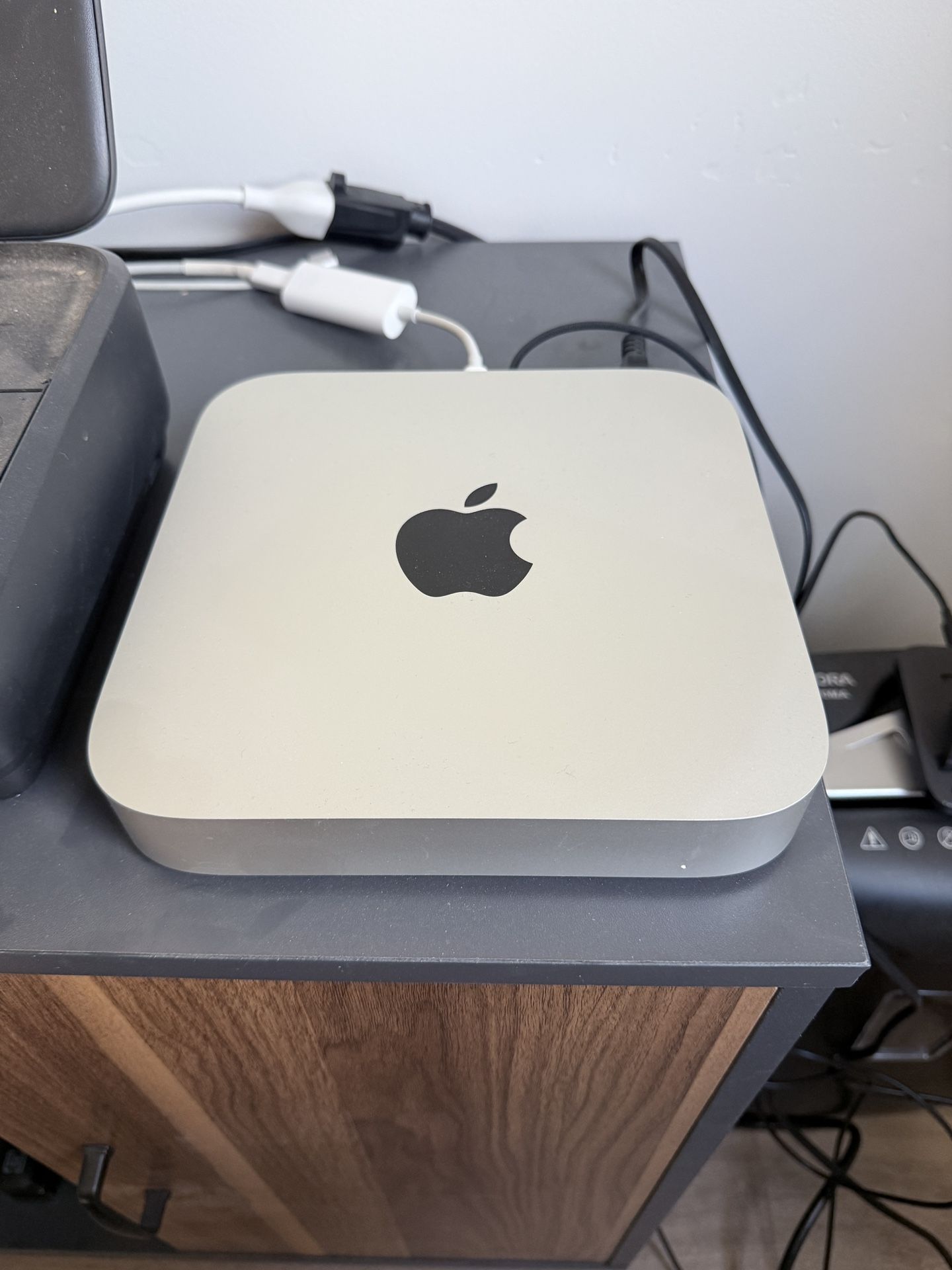 2020 M1 Mac Mini 8GB RAM 500GB HD