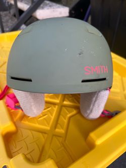 Smith Helmet Green with Pink Strap Adult Medium