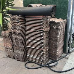 Roofing tile