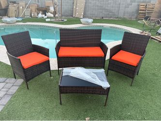 🔥💰NEW/SALEPemberly Row 4-Piece Patio Set