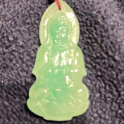 Jade Guanyin pendant