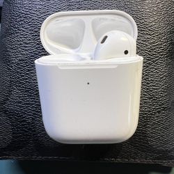AirPods 2nd generation right side obly