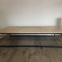 Minimalist coffee Table 