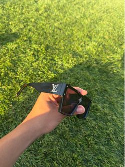 LV GLASSES