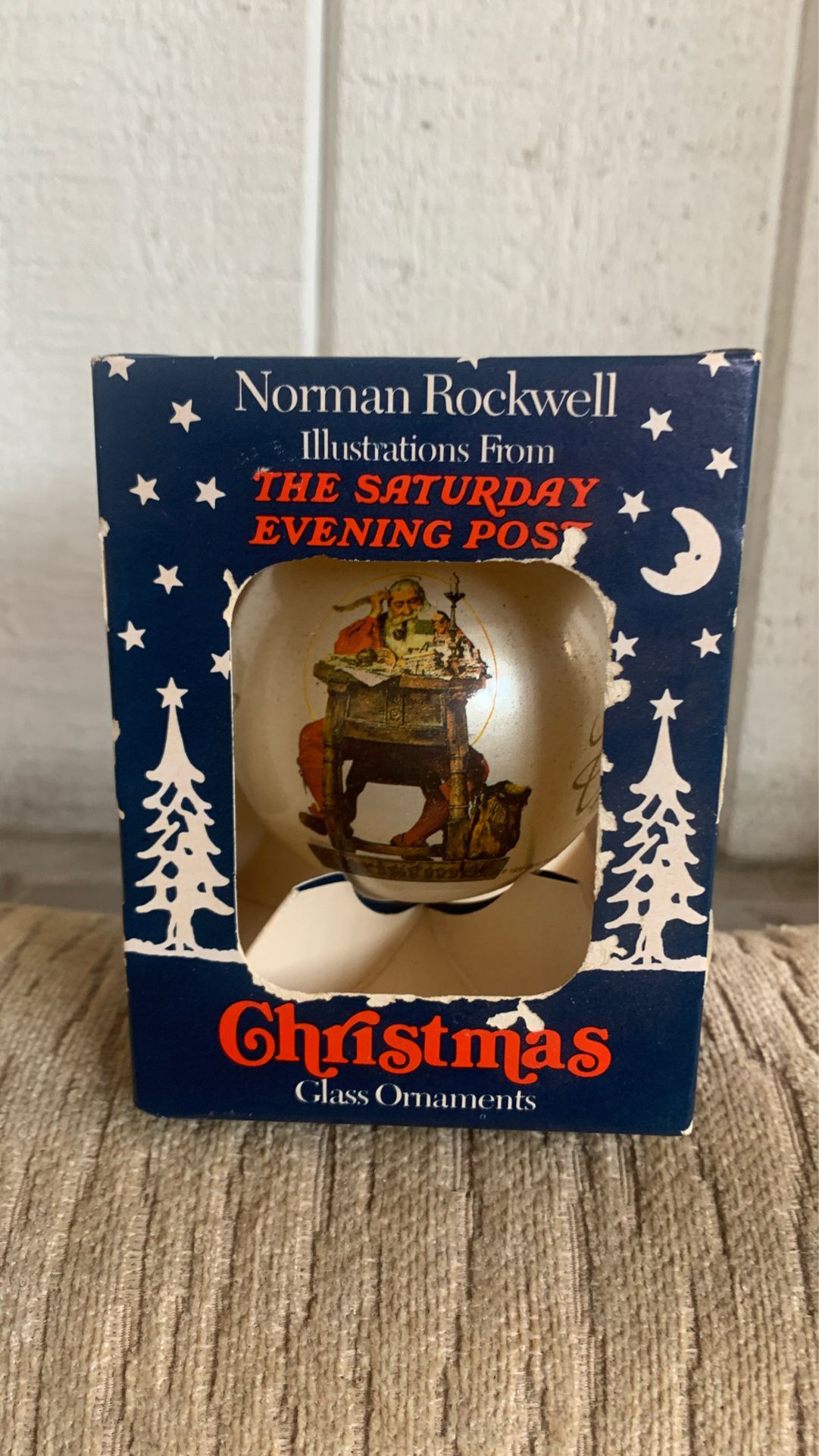 1935 NORMAN ROCKWELL glass ornament/ never out of box, like new
