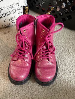 Dr. Martens