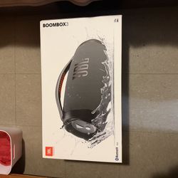 New  JBL BOOMBOOX 3 
