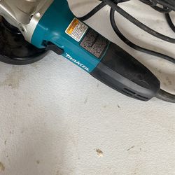 Makita