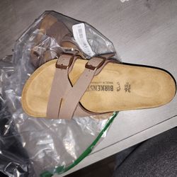 Birkenstock YAO Sandals Size 5