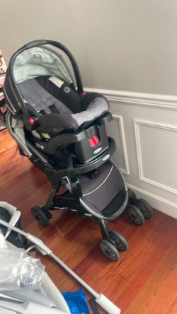Graco Stroller with carseat,base.All set,not exp.