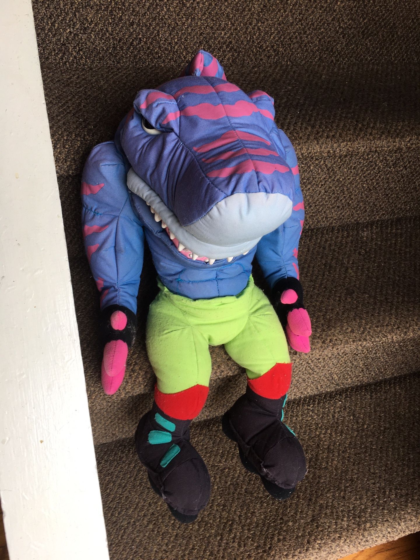 street Shark mattel streex 20” Stuffed Soft Hand Puppet RARE