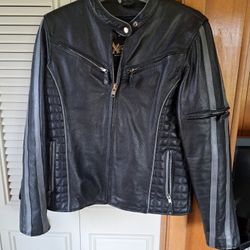 Women's Medium Leather Motorcycle Jacket 