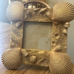 Seashell beach picture frame - coastal decor - resin