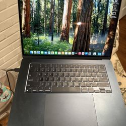MacBook air 15 Inch 24gb RAM, 1tb Hdd, M3