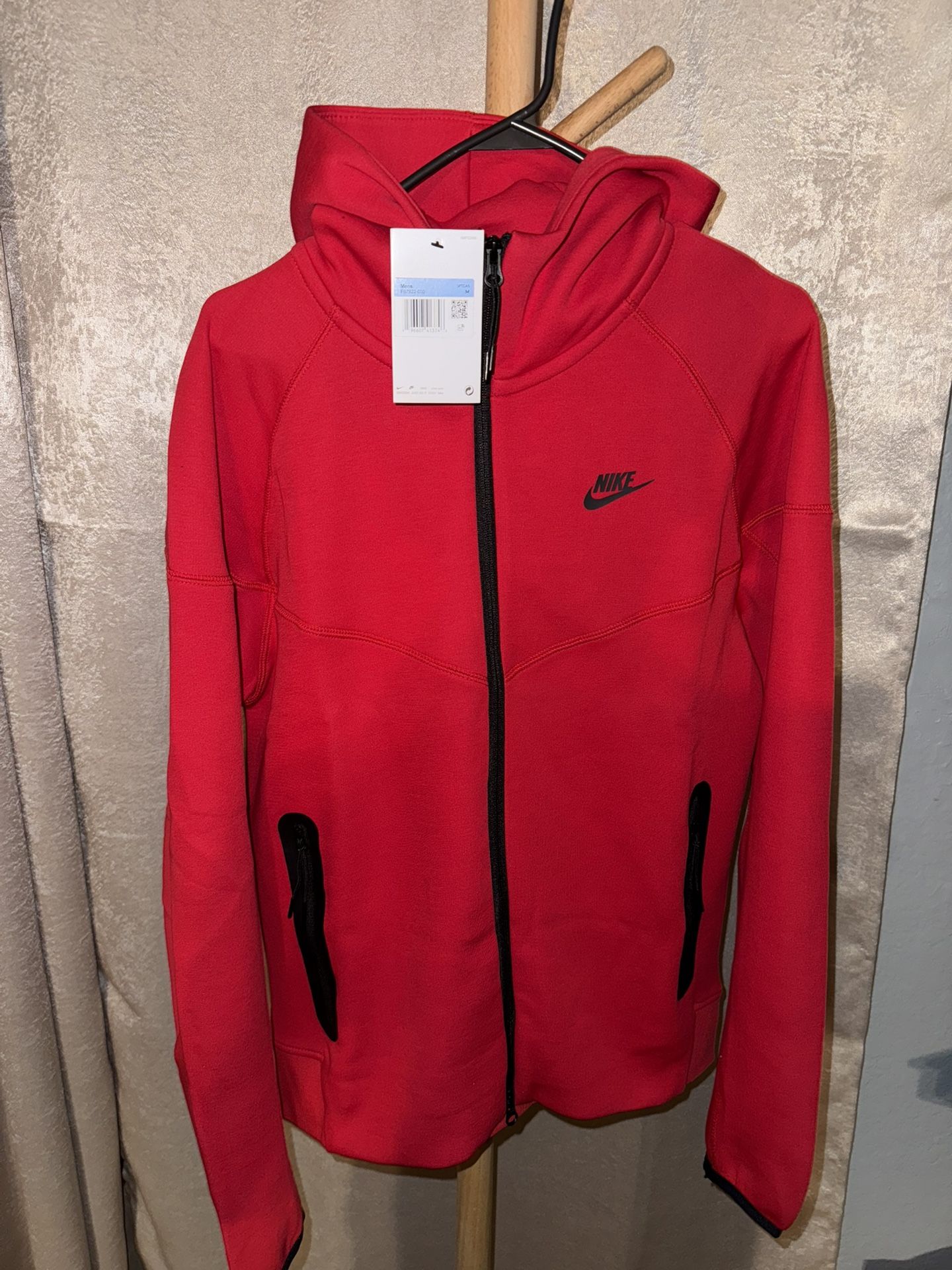 Nike Tech Fleece Red