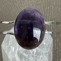 New, Beautiful Amethyst Crystal Platinum Plated Bangle Bracelet. 