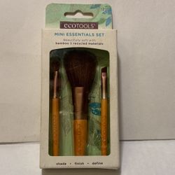 $5 Make Up Brushes(3)