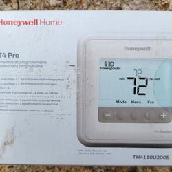 Brand New In Box  Honeywell Programable Thermostat 