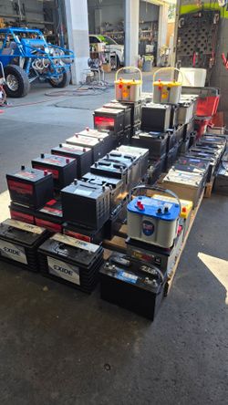 Car Battery 24f H5 34 78 65 48 49 47 H6 H7 51r 94r 86 H8 H9 Truck SUV And Car Batteries with Warranty. $60 + Core. Bateria para cualquier carro COVINA