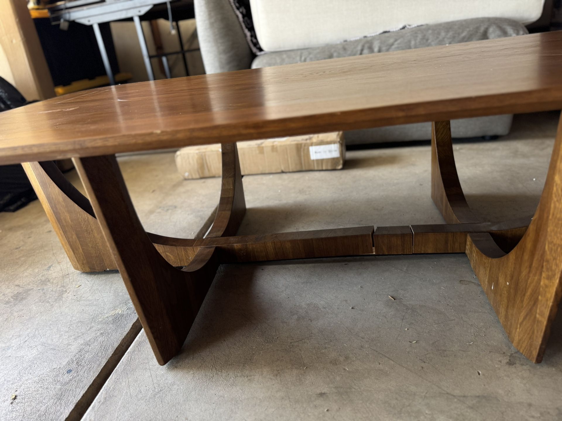 Article Center Table