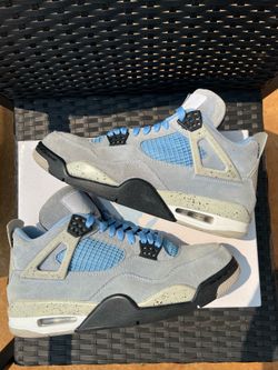 Jordan 4 University Blue