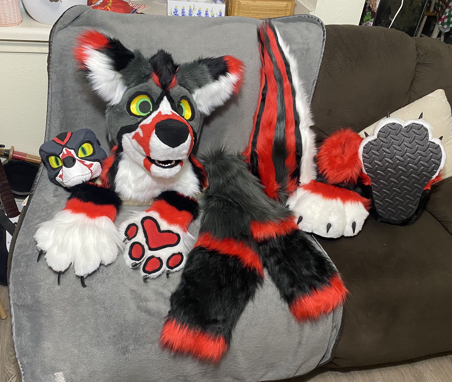 Commissions Open Custom Head, Feet Paw, Tail, Paws, Arm Sleeve Fursuit Costume Commissions