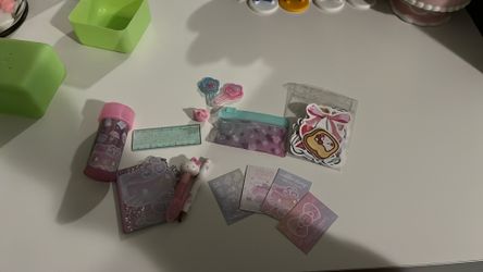 Hello Kitty Bundle 💗
