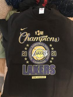 Lakers Champions Shirt Size Large