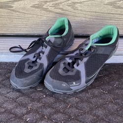 Size 13 mountain bike shoes with clips