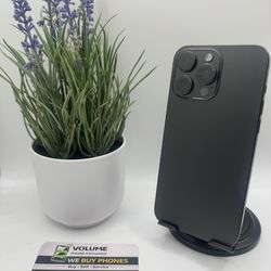 Apple iPhone 15 Pro max 1TB Black Titanium Unlocked Battery 84%