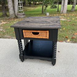 Fresh Upcycled Spiral Farmhouse Side End Table