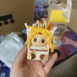 Wacky Mart Labubu - Chow Mein