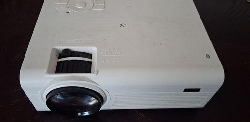 White Home Projector with Focus and Keystone